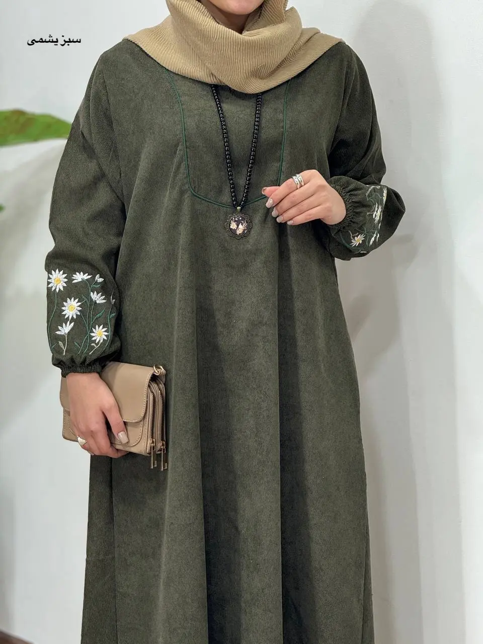 پیراهن مانتویی گلدوزی جانان 1